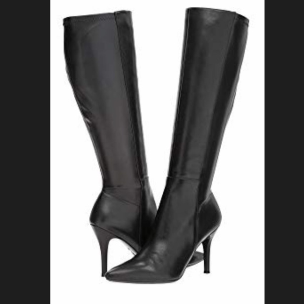 Black leather Nine West boots. Hardly ever worn!